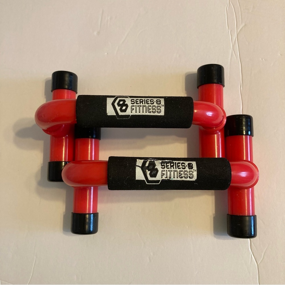 Series 8 Fitness red push up bats
